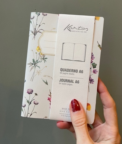 Cuaderno A6 flores