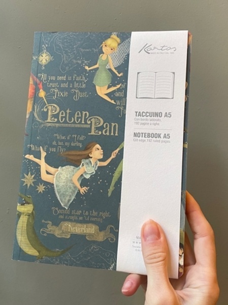 Cuaderno A5 borde dorado - Peter Pan